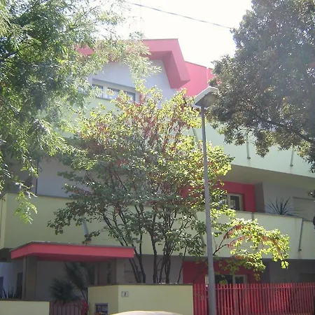 Aparthotel Chiara